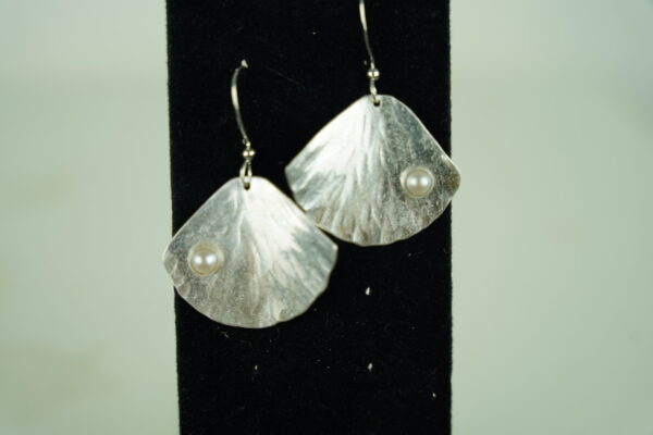 Shell Earrings, pearls