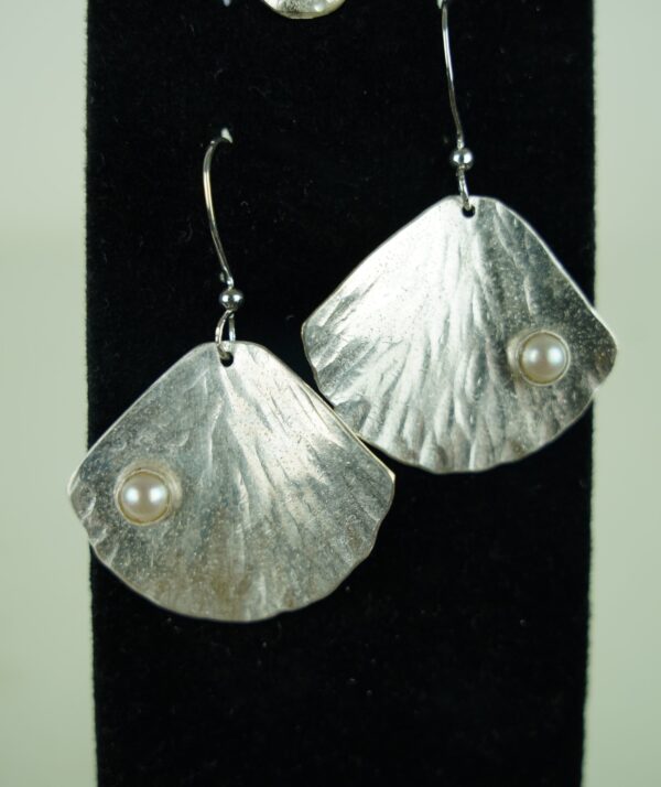 Shell Earrings, pearls