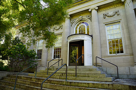 View of outside of building entry into Sweetwater Center for the Arts